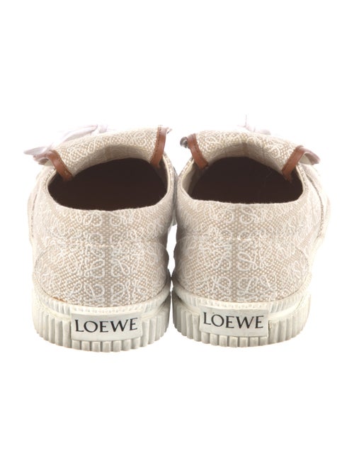 Loewe Sneakers