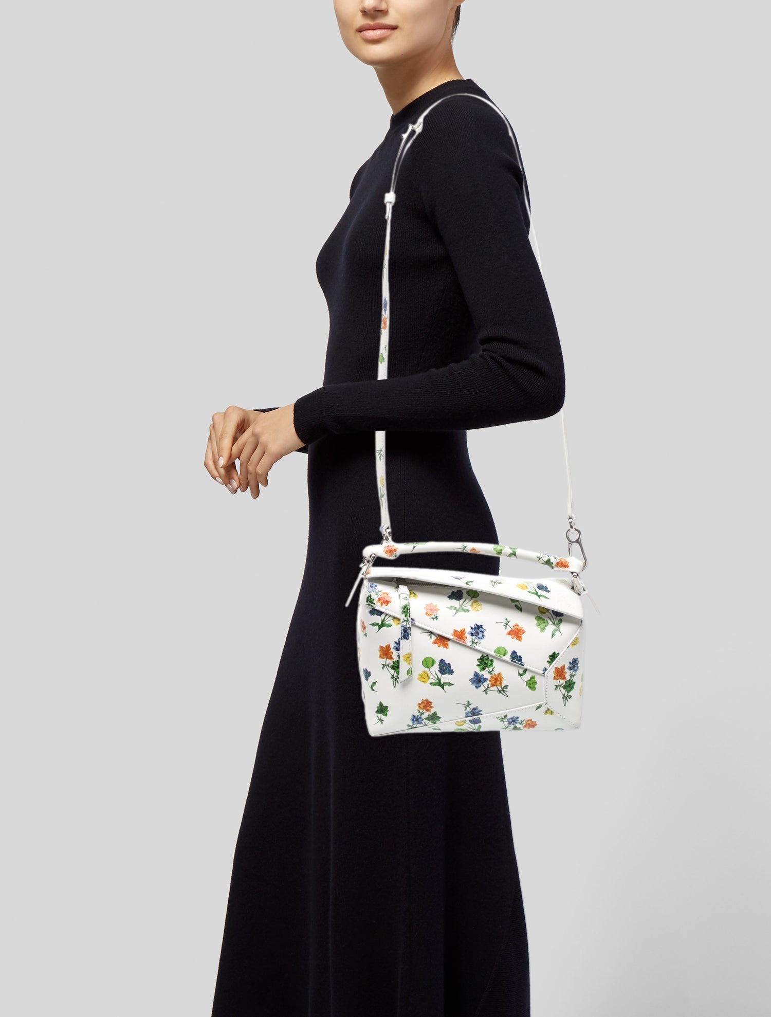 Loewe Leather Puzzle Small 2023