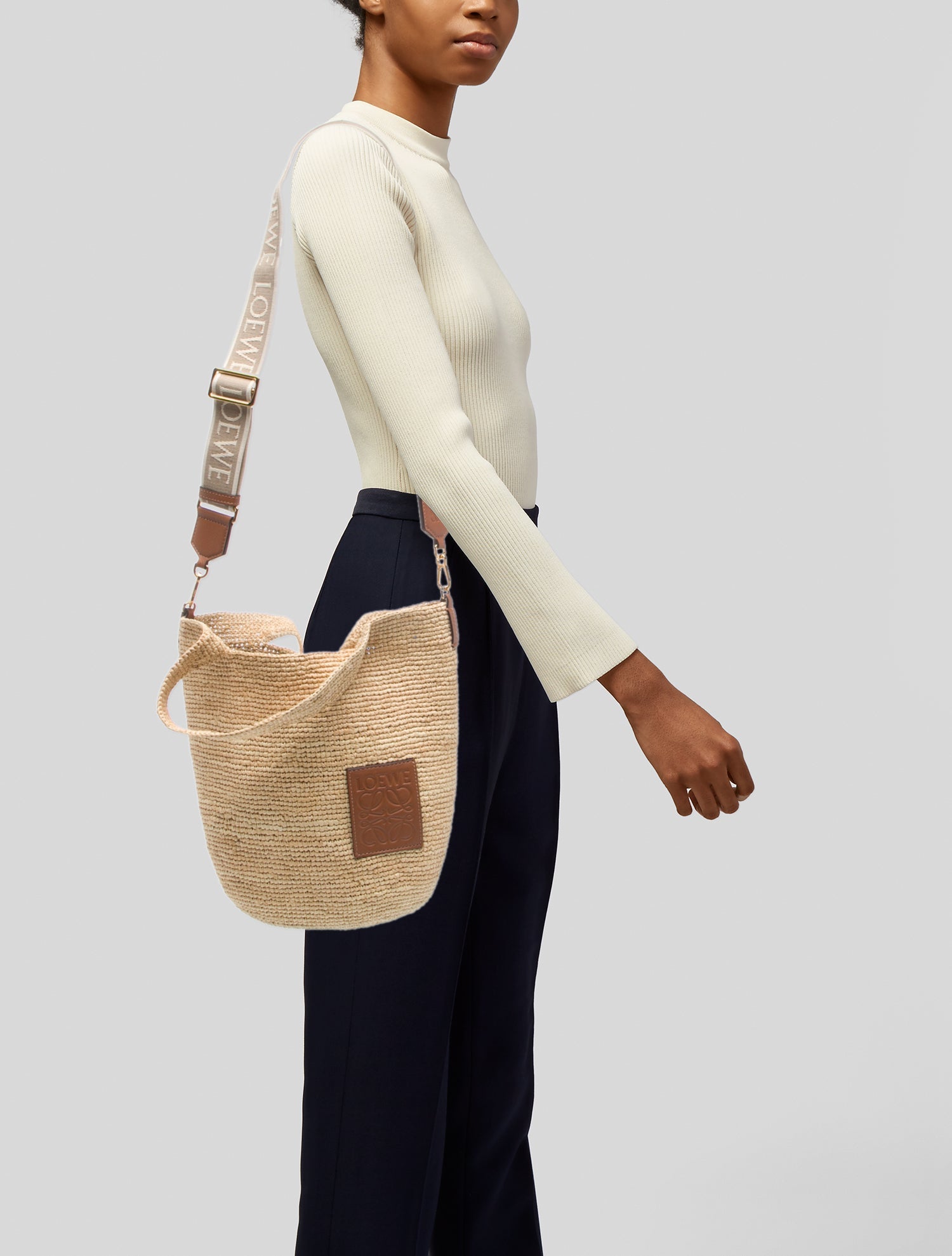 Loewe Raffia Slit Mini 2023