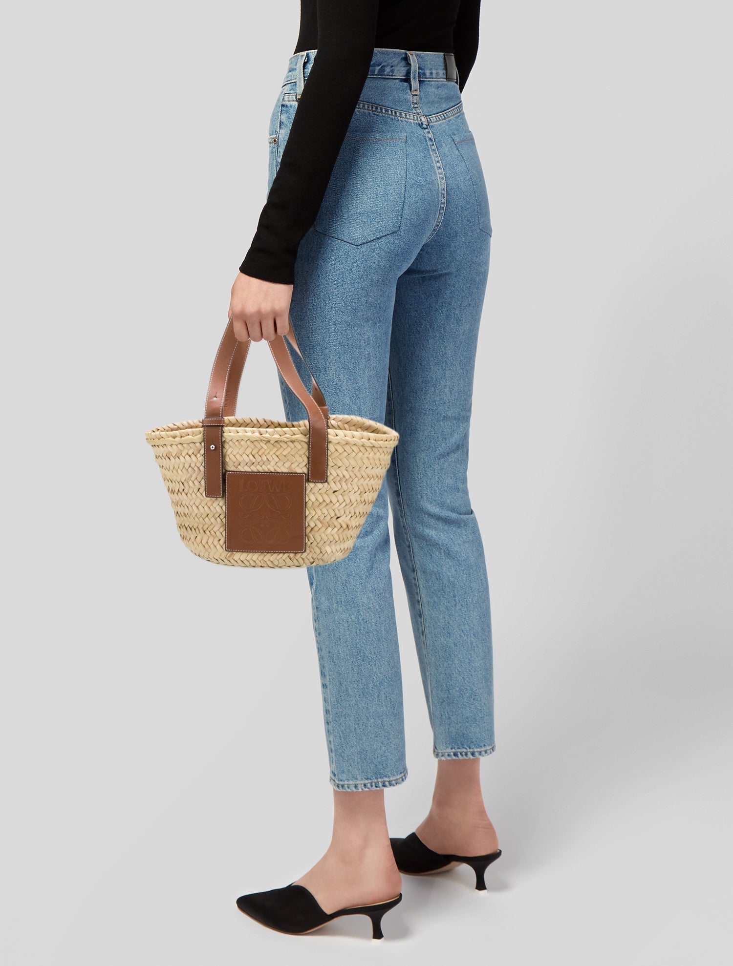 Loewe Straw Basket Small