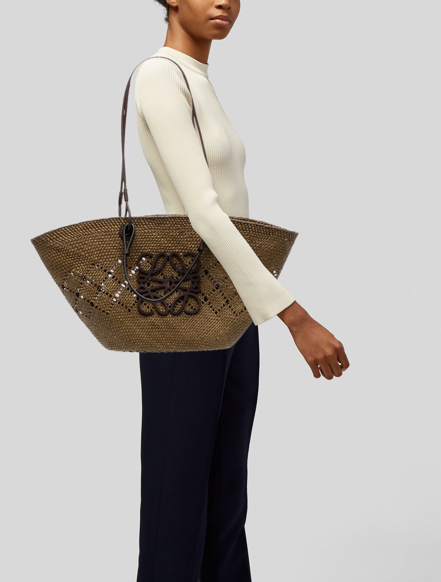 Loewe Raffia Anagram