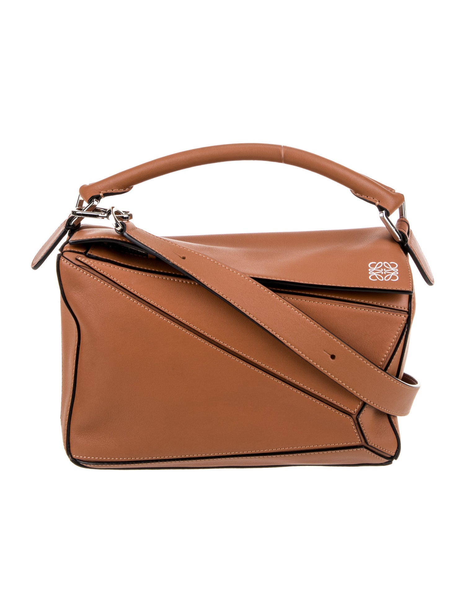 Loewe Peach Pouch - Pink Mini Bags, Handbags - LOW50985 | The RealReal