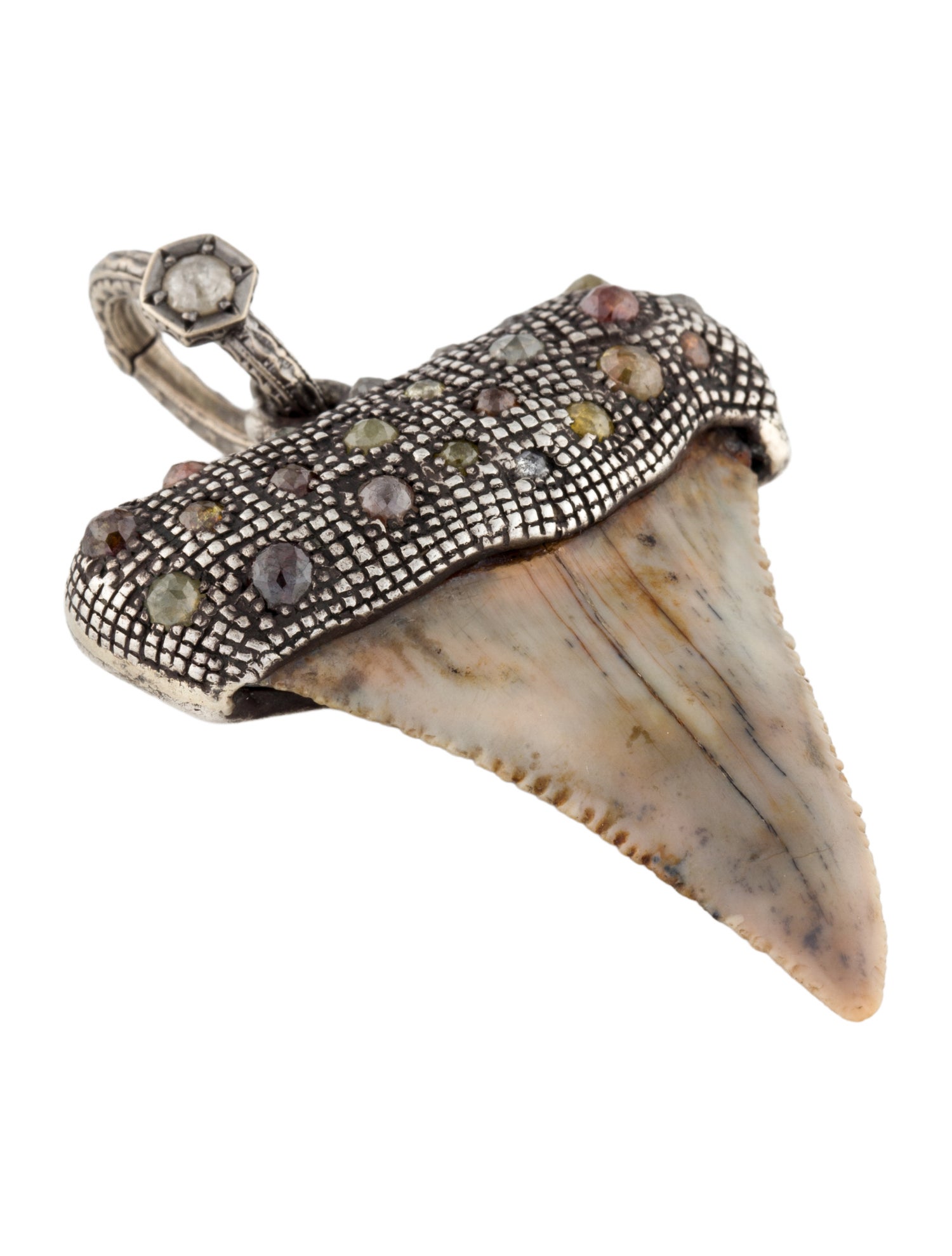 Loree Rodkin Shark Tooth & Diamond Pendant