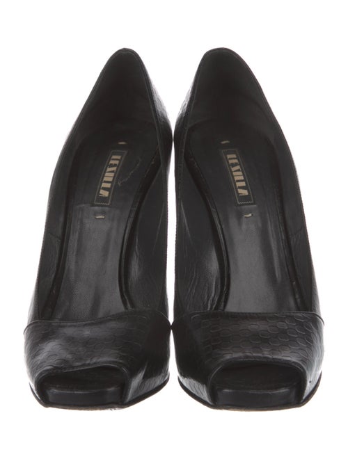 Le Silla Leather Pumps
