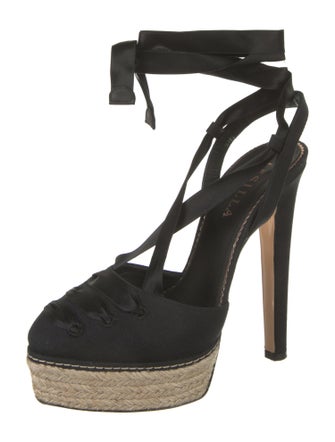 Le Silla Canvas T-Strap Pumps
