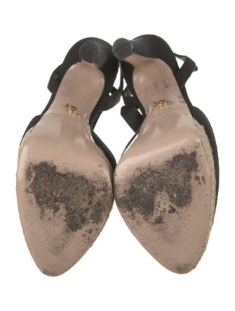 Le Silla Canvas T-Strap Pumps