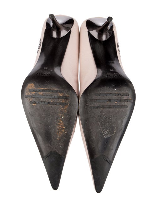 Le Silla Crystal Embellishments Pumps