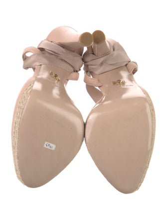 Le Silla Suede Slingback Pumps