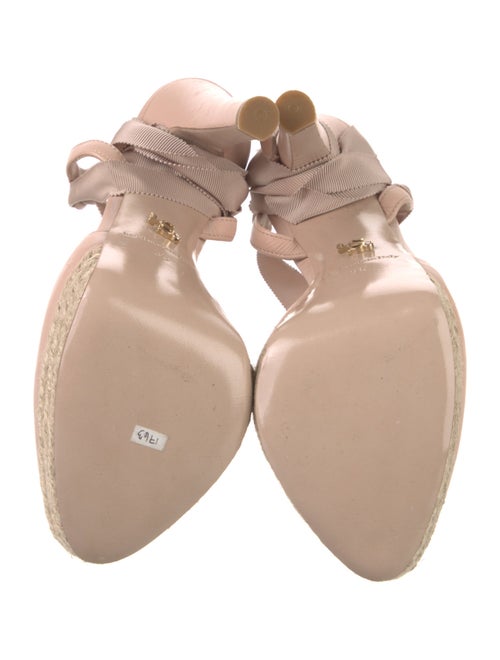 Le Silla Suede Slingback Pumps