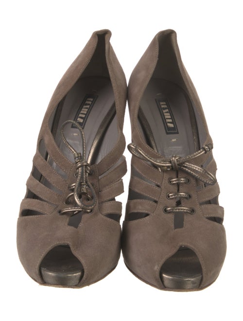 Le Silla Suede Pumps