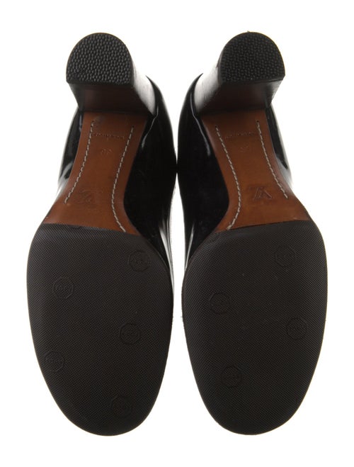 Louis Vuitton 2002 Patent Leather Pumps