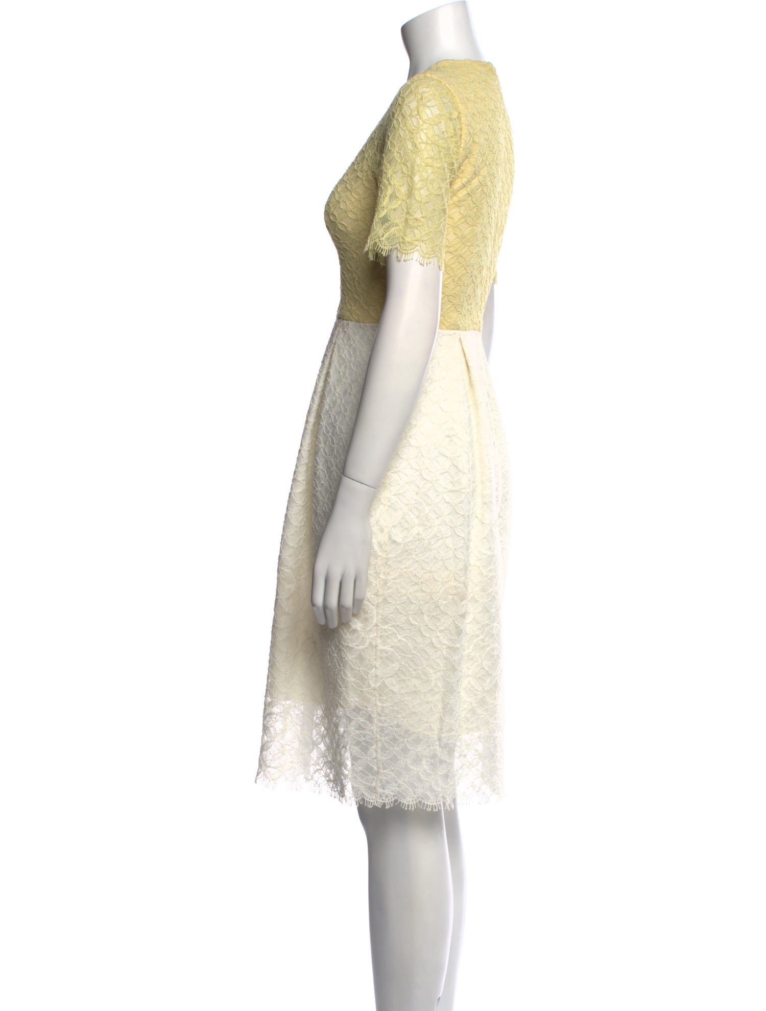 Madiyah Al Sharqi Crew Neck Knee-Length Dress