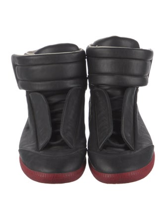 Maison Margiela 22 Future 'Black Red' Sneakers