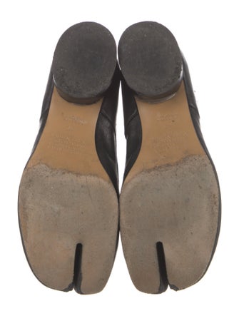 Maison Margiela Leather Bow Accents Pumps