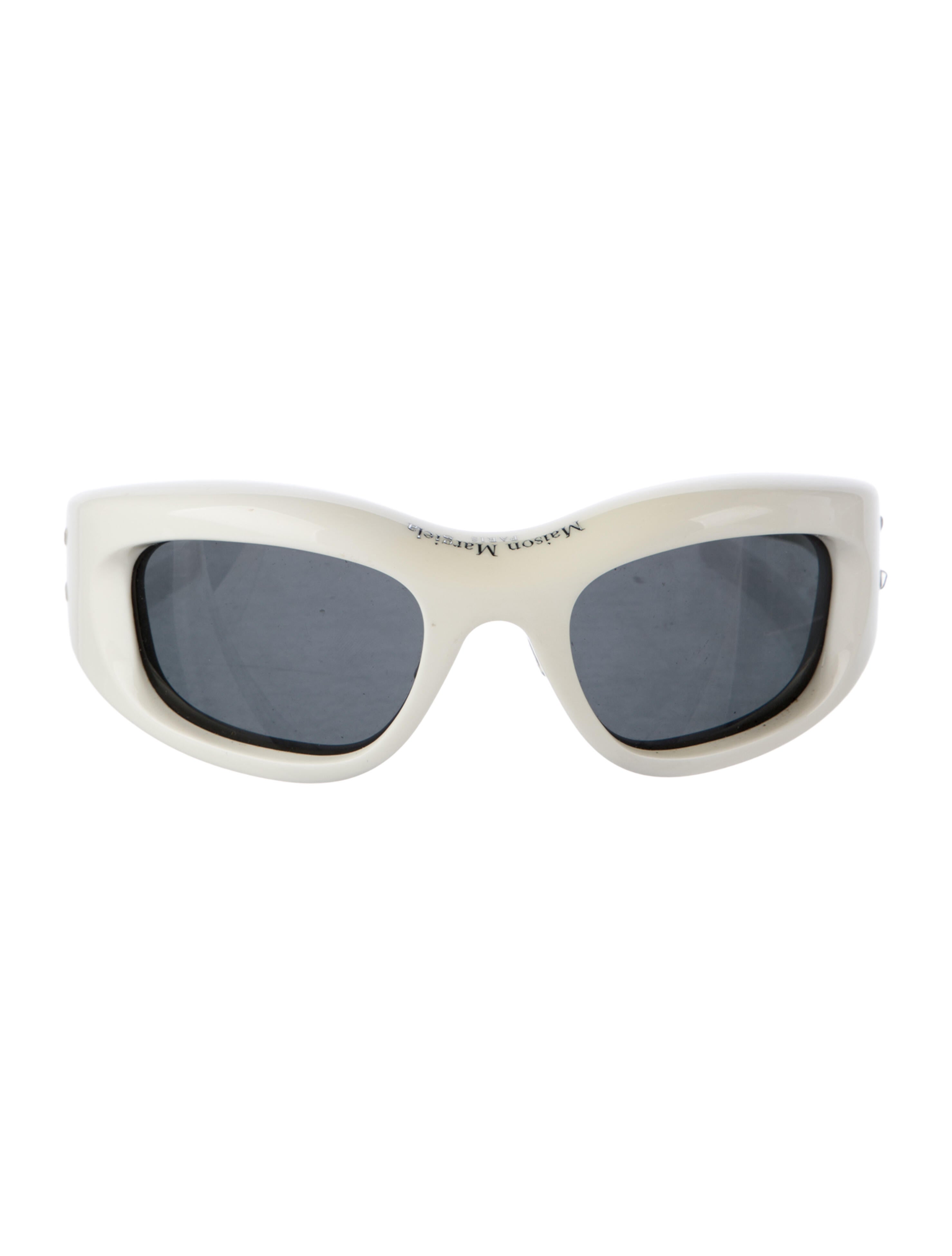 Maison Margiela Cat-Eye Tinted Sunglasses