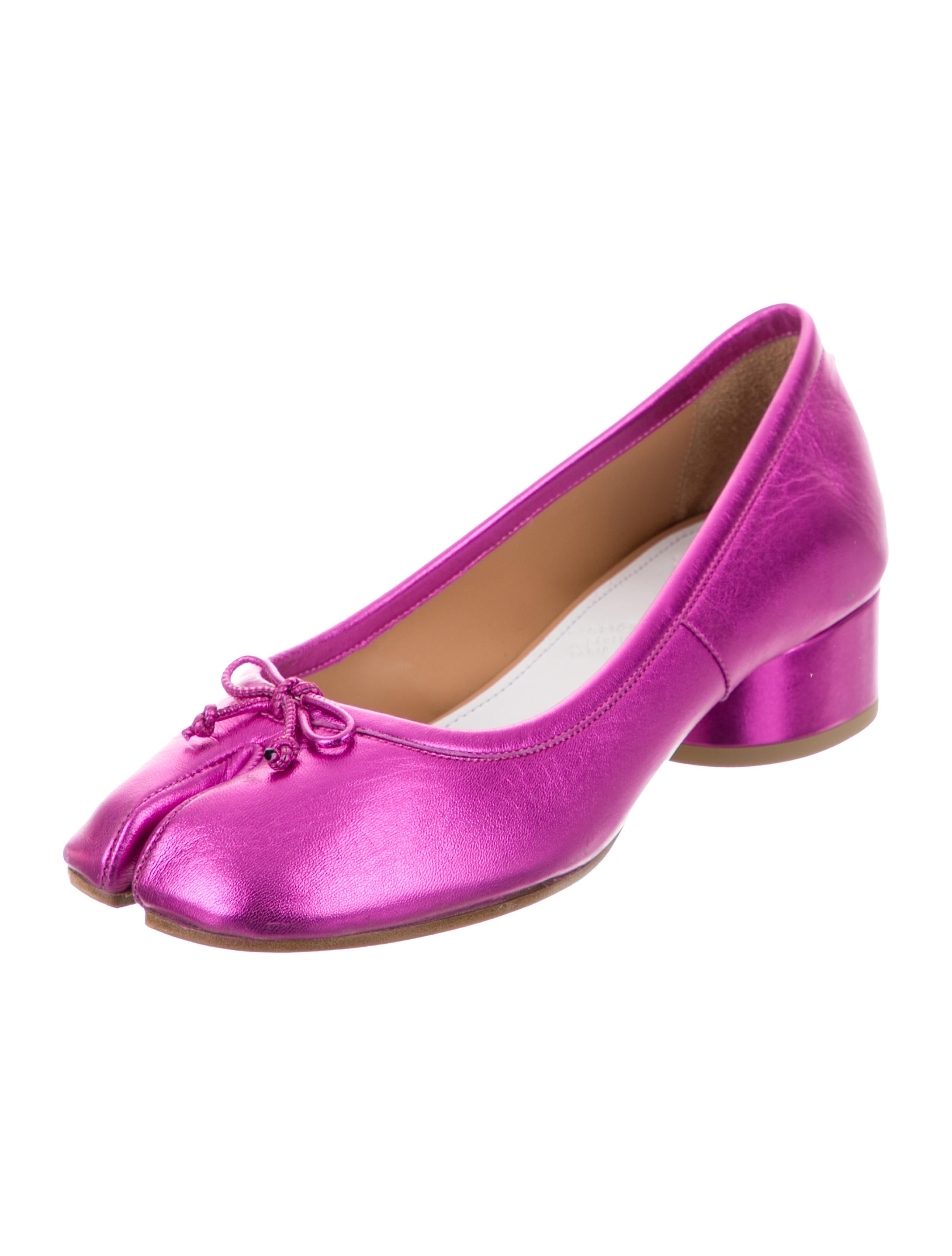 Maison Margiela Metallic Tabi Pumps - Purple Pumps, Shoes