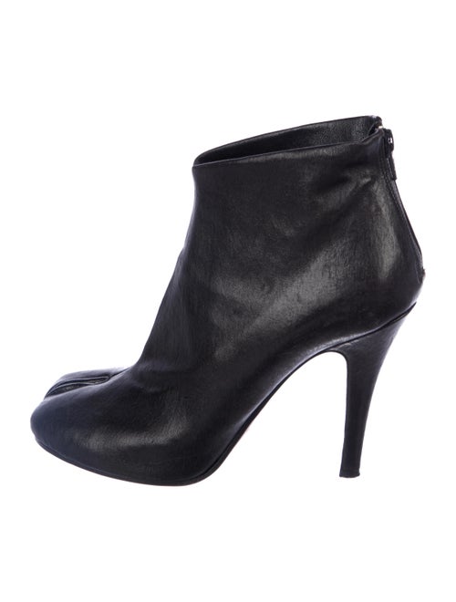 Maison Margiela Leather Round-Toes Boots Black