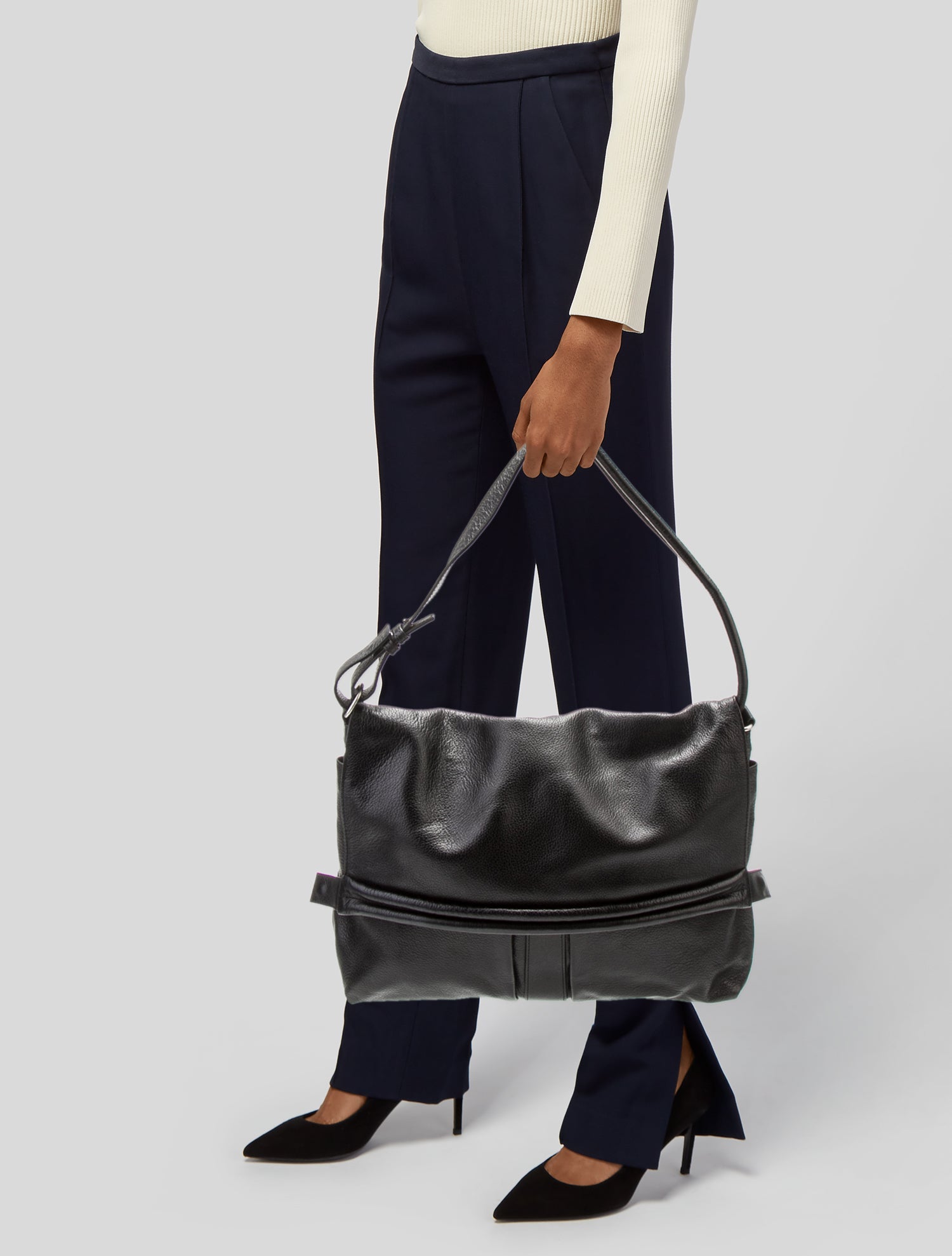Maison Margiela Leather Messenger Bag Vintage - Black Crossbody
