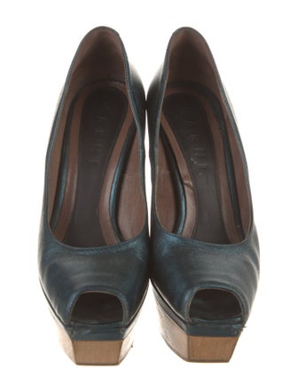 Marni Leather Pumps