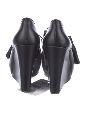 Marni Leather Tassel Accents Pumps