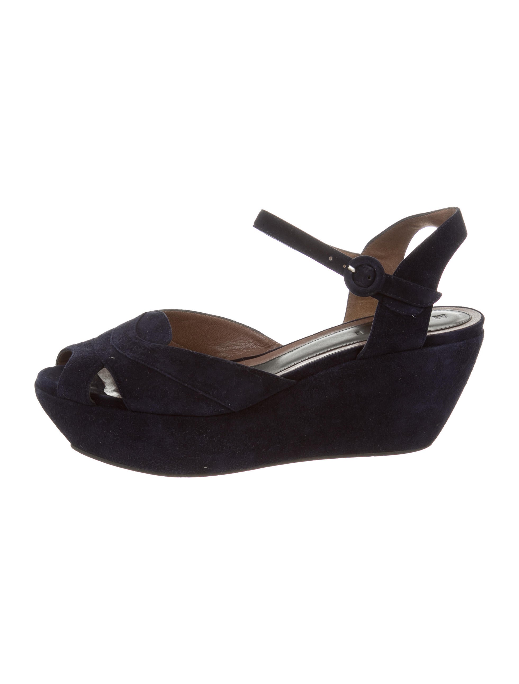 marni platform sandals marni suede platform sandals shoes man53428 the realreal marni platform sandals marni suede platform sandals shoes man53428 the realreal