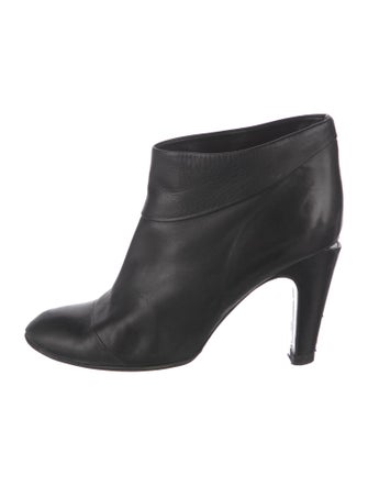 Marc Jacobs Leather Boots