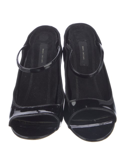 Marc Jacobs Patent Leather Pumps