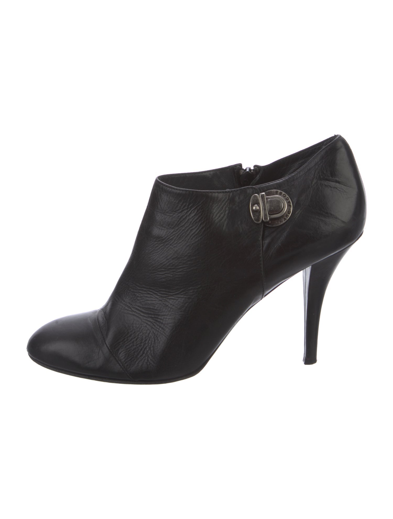 Marc Jacobs Leather Pumps