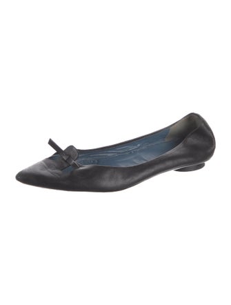 Marc Jacobs Leather Flats