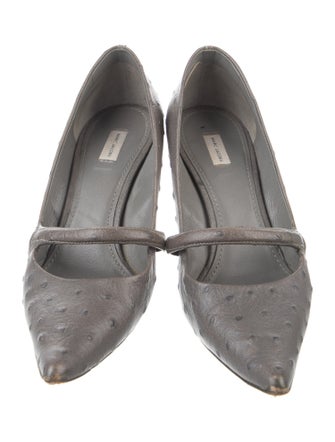 Marc Jacobs Embossed Leather Pumps