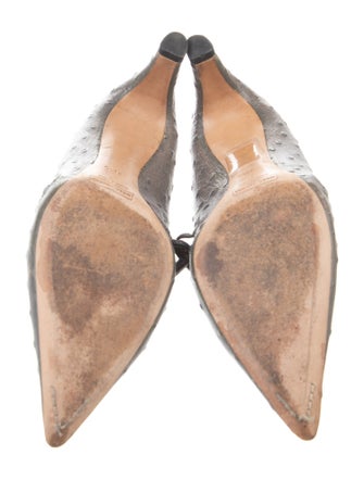 Marc Jacobs Embossed Leather Pumps