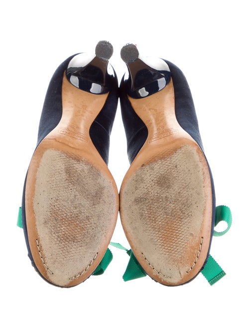 Marc Jacobs Satin Grosgrain Trim Pumps