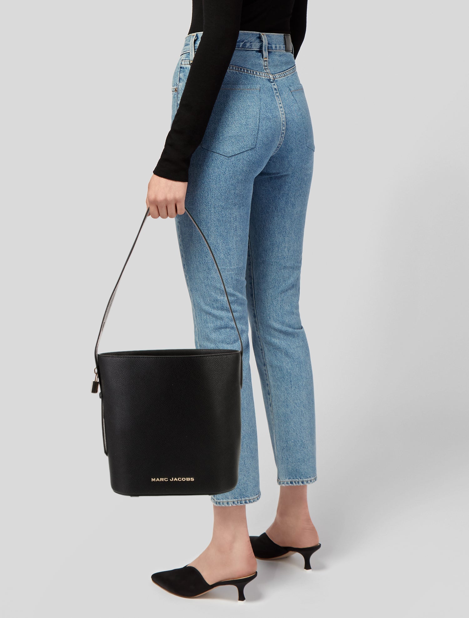 Marc Jacobs Leather Bucket Bag