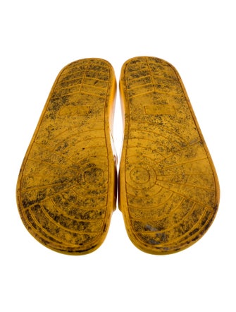 Marc Jacobs Rubber Slides