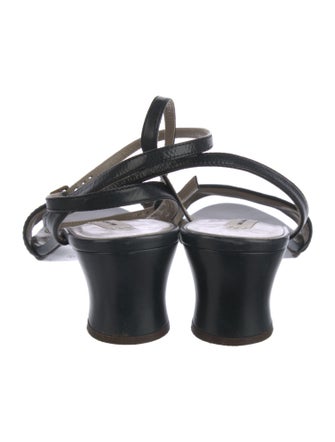 Marc Jacobs Leather Cutout Accent Sandals