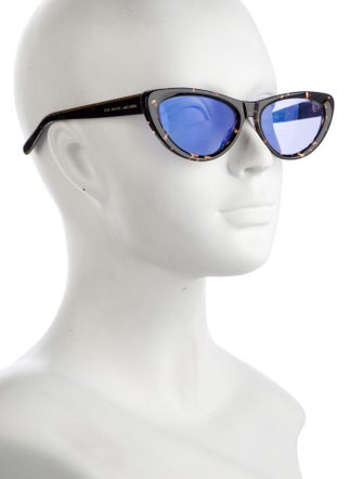 Marc Jacobs Cat-Eye Gradient Sunglasses