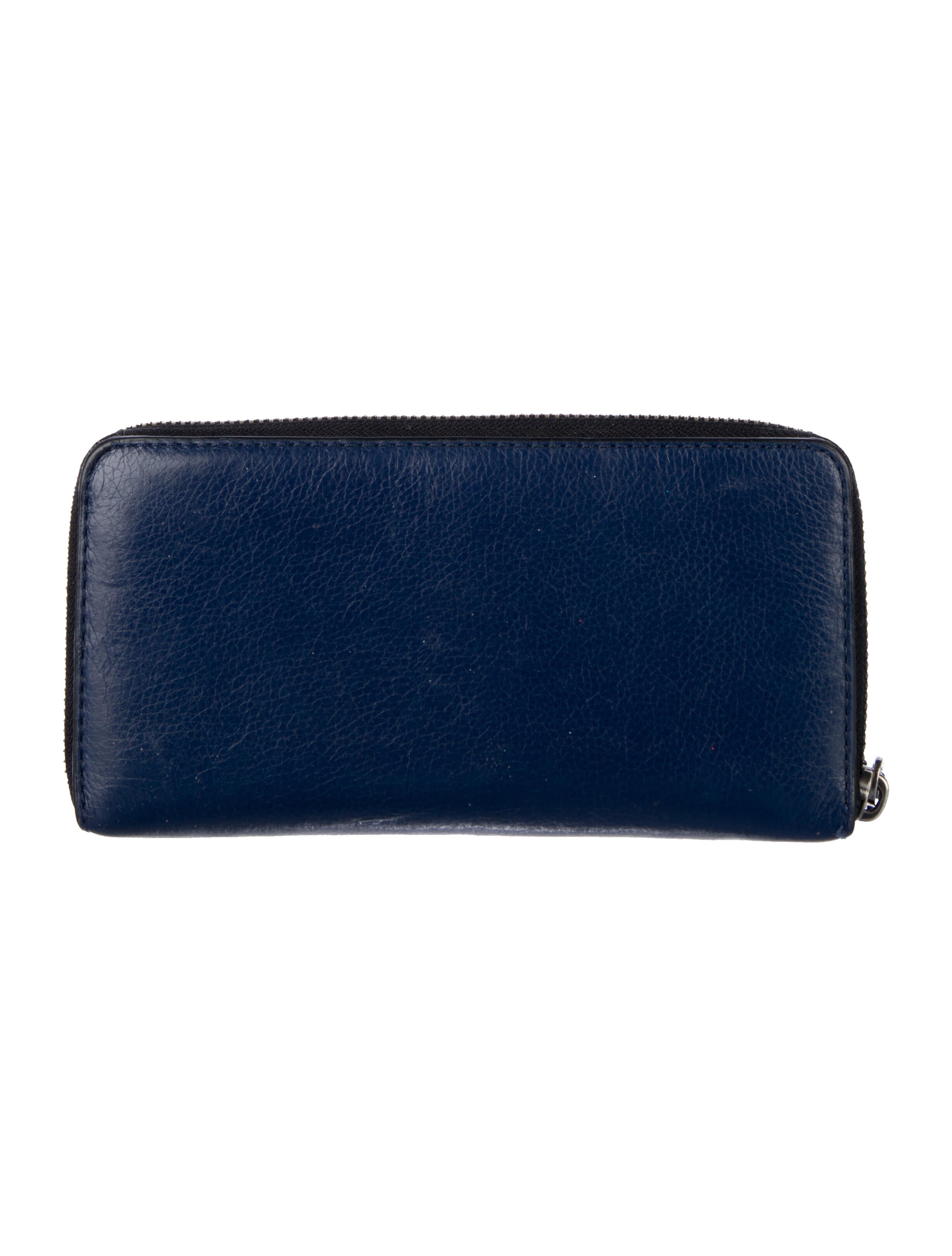 Marc Jacobs Leather Wristlet