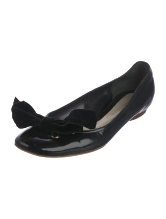Marc Jacobs Patent Leather Bow Accents Ballet Flats