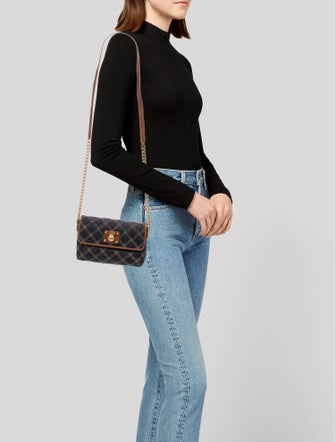 Marc Jacobs Leather Crossbody Bag