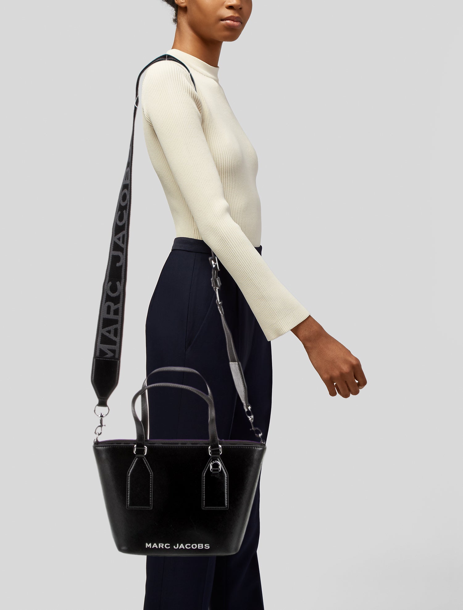 Marc Jacobs Leather Shoulder Bag