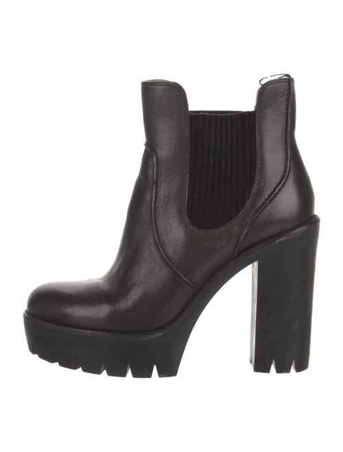 Marc Jacobs Leather Chelsea Boots
