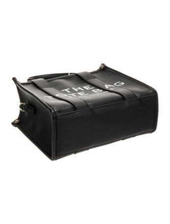 Marc Jacobs Leather Top Handle Bag