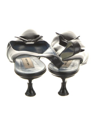 Marc Jacobs Leather Slingback Pumps