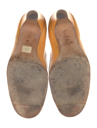 Marc Jacobs Leather Pumps