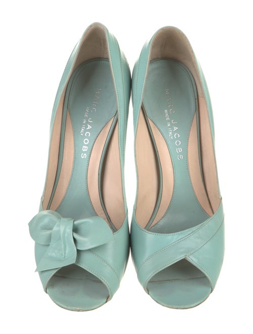 Marc Jacobs Leather Pumps