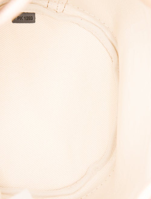 Marc Jacobs Leather Bucket Bag