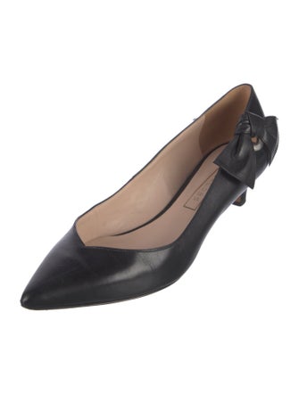 Marc Jacobs Leather Bow Accents Pumps