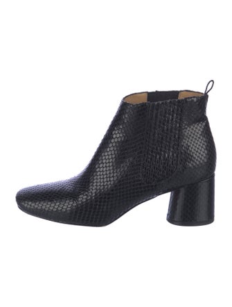 Marc Jacobs Embossed Leather Chelsea Boots