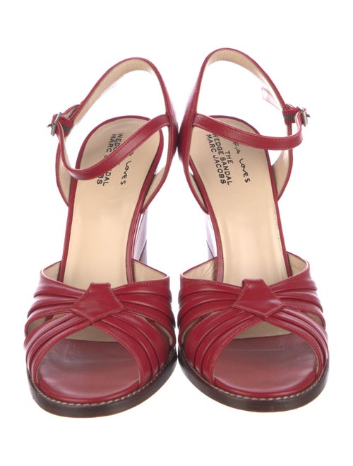 Marc Jacobs Leather D'Orsay Pumps