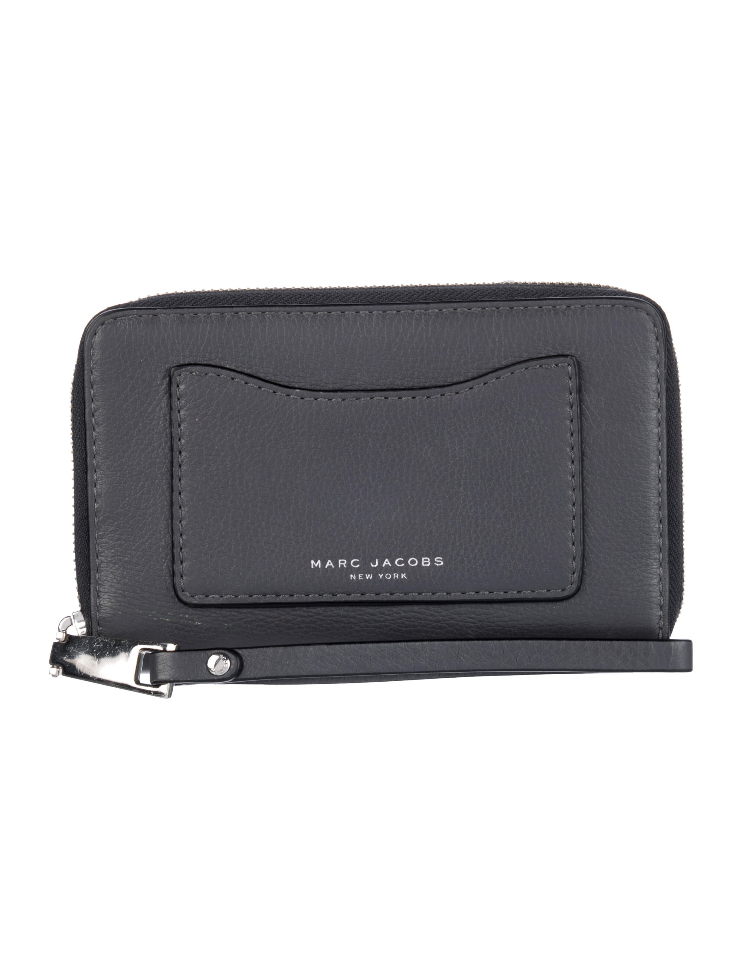 Marc Jacobs Leather Printed Wristlet